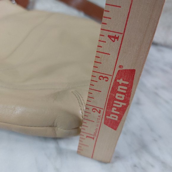 Coach F10938 Cream and Tan Trim Leather Crossbody Bag - Picture 5 of 12